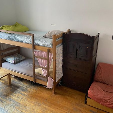 Hostel Diwan Tbilisi Zewnętrze zdjęcie