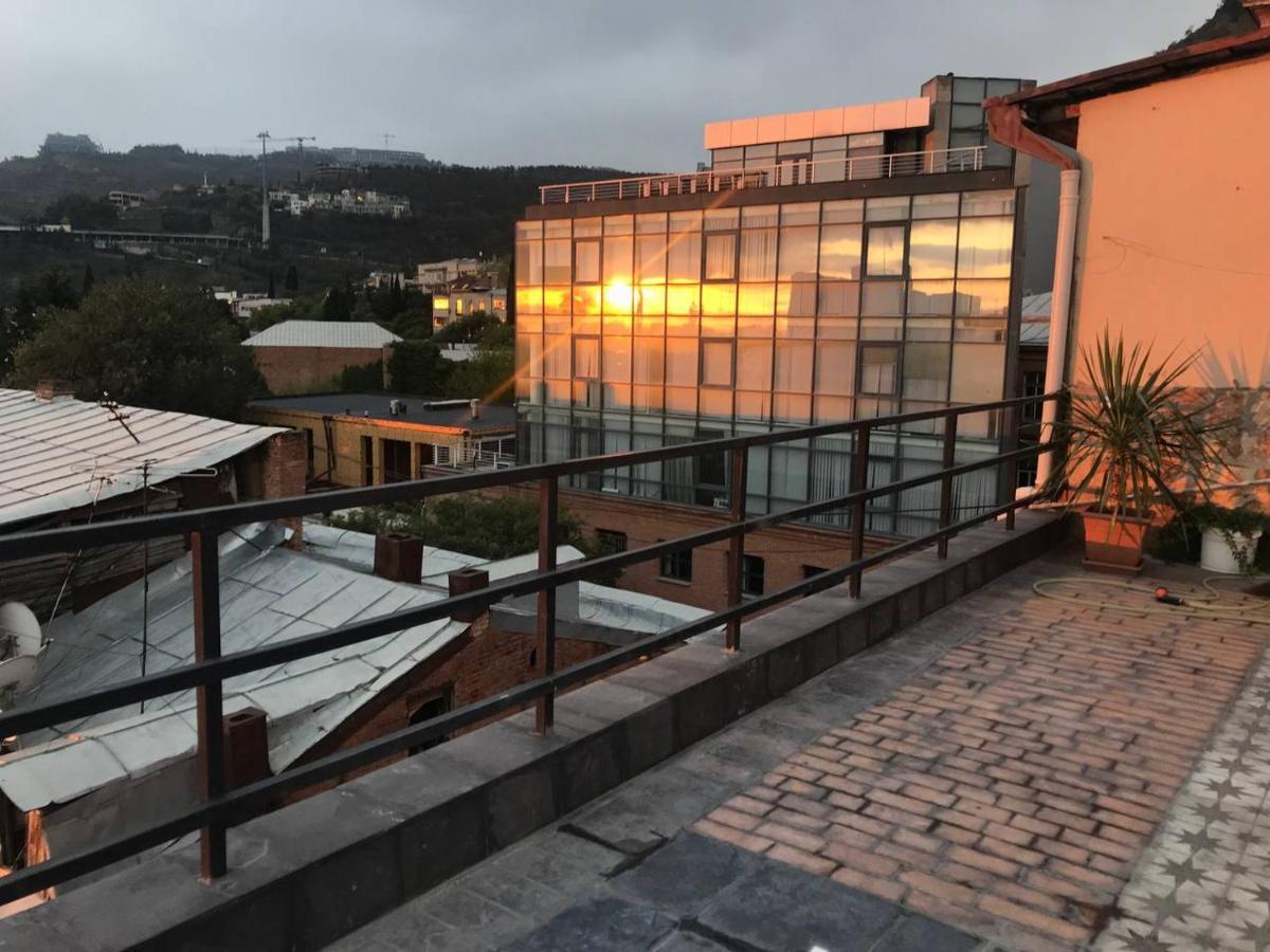 Hostel Diwan Tbilisi Zewnętrze zdjęcie
