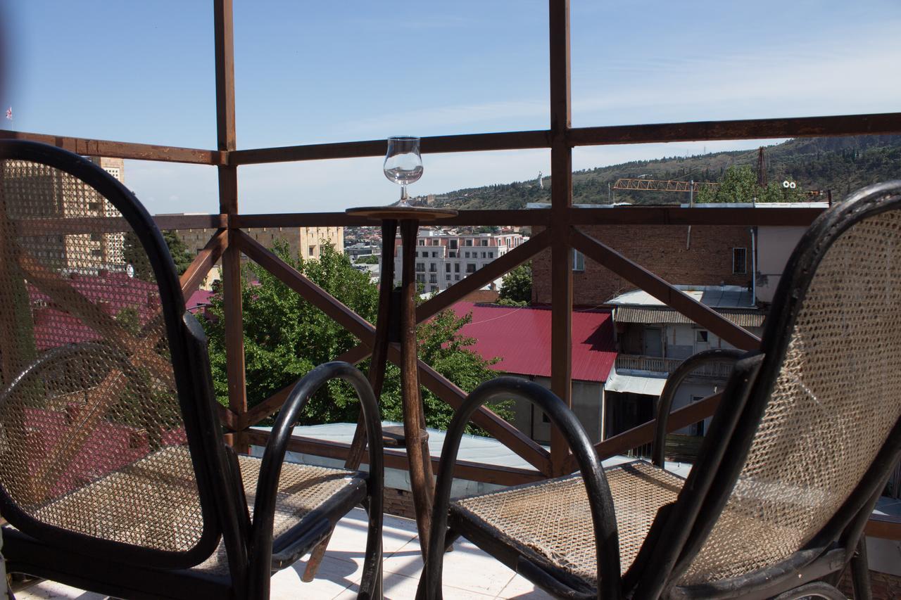 Hostel Diwan Tbilisi Zewnętrze zdjęcie