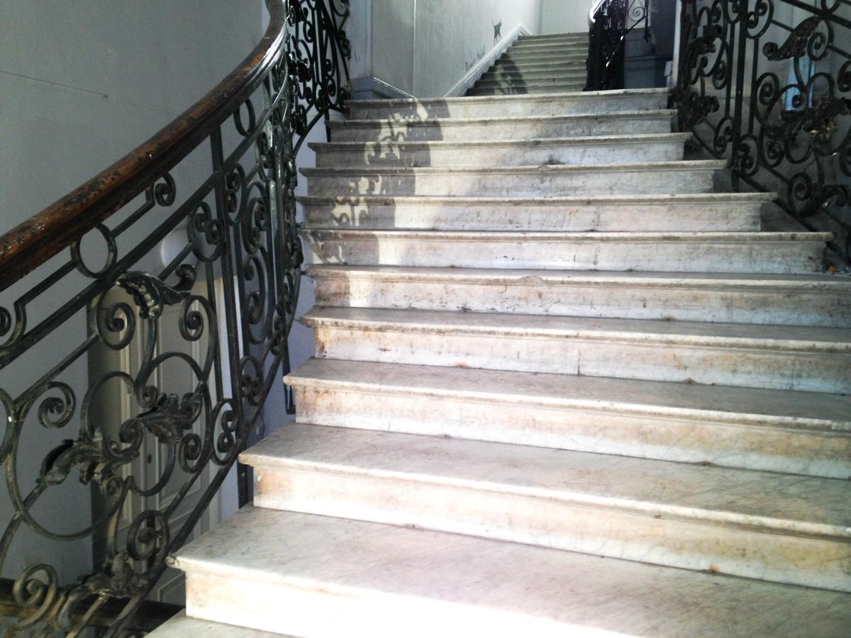 Hostel Diwan Tbilisi Zewnętrze zdjęcie